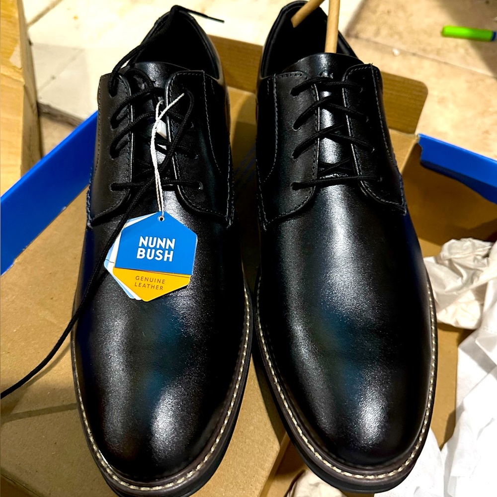 Nunn Bush Leather Dress Shoes